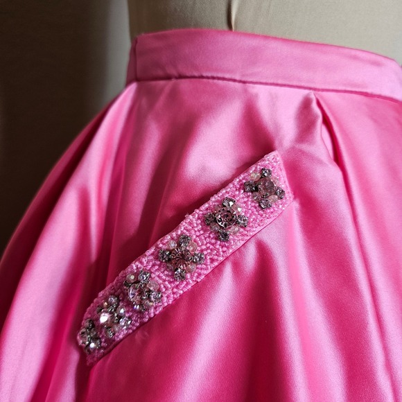 Sherri Hill 2 Pink Halter Neck Crop Top 2Piece Formal Skirt Set Beaded Pockets - Picture 4 of 16